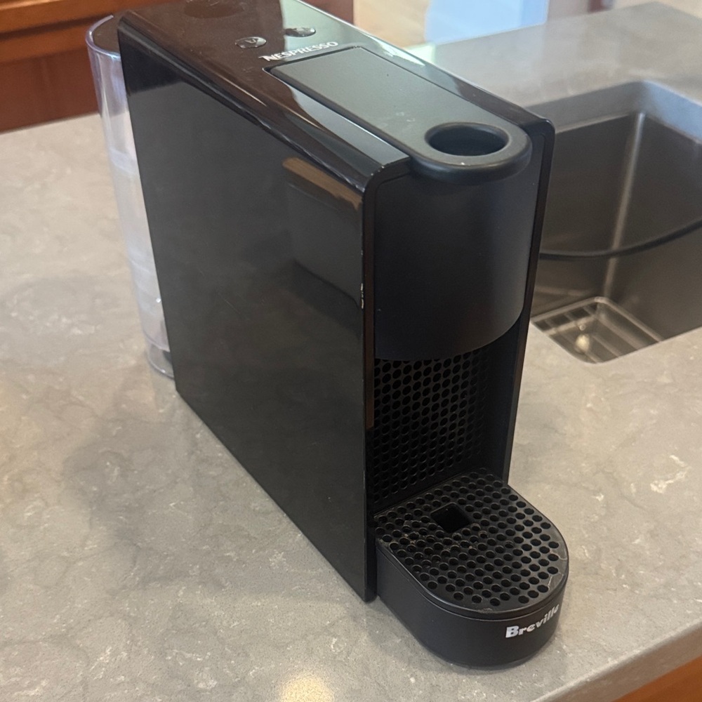 Nespresso Essenza Mini Espresso Machine by Breville